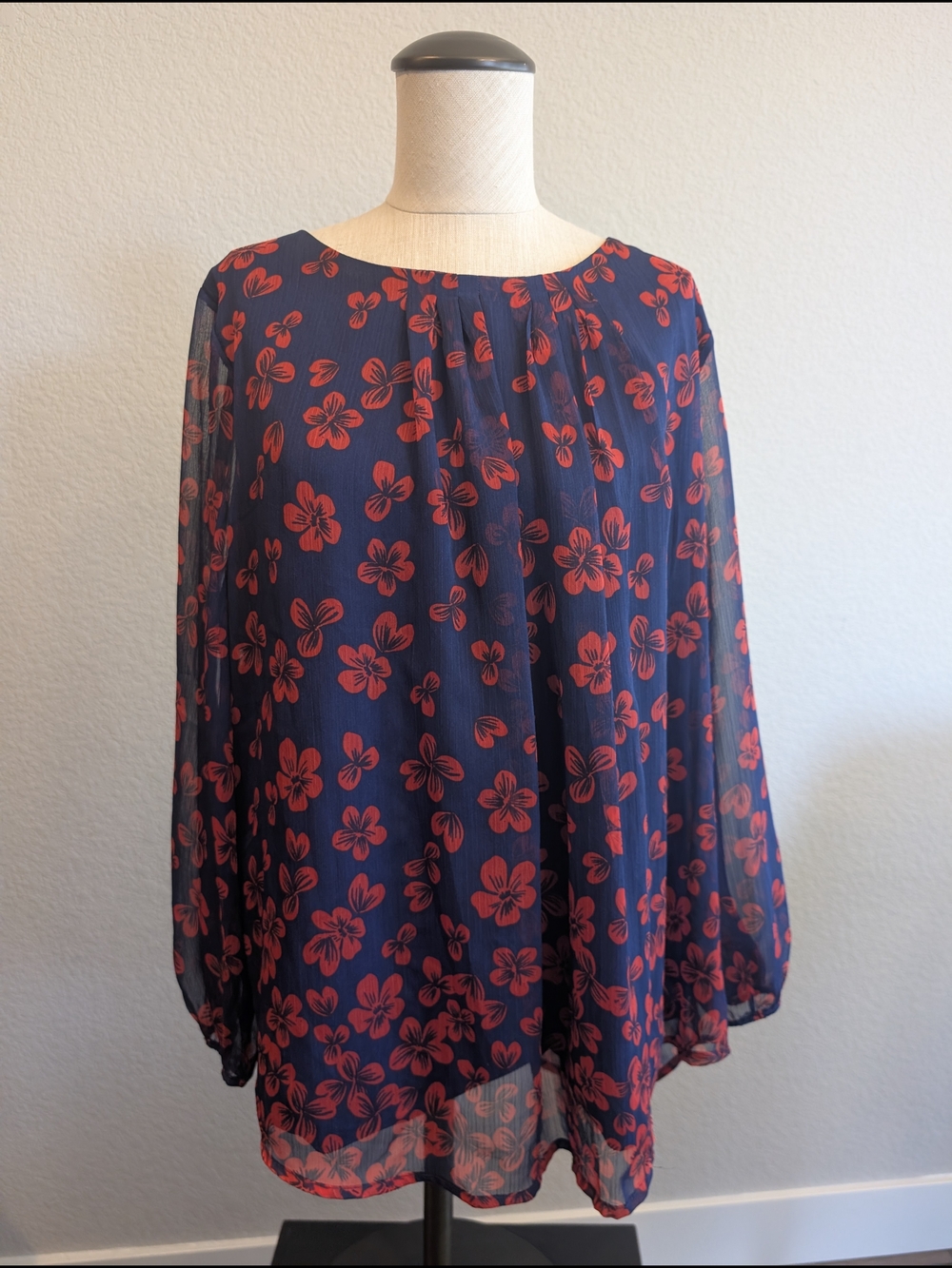 Croft & Barrow Sz 1X Navy Blue Floral Long-Sleeve Chiffon Women’s Top Blouse